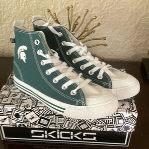 Brand New in Box Michigan State University MSU Tailgate Shoes Sneakers